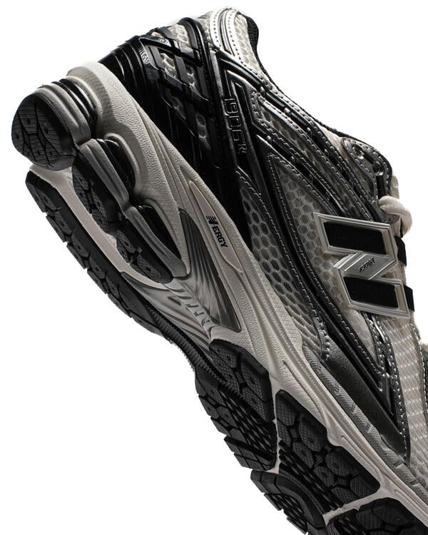 new-balance-m-1906-rer-silver- new-balance-m-1906-rer-silver-